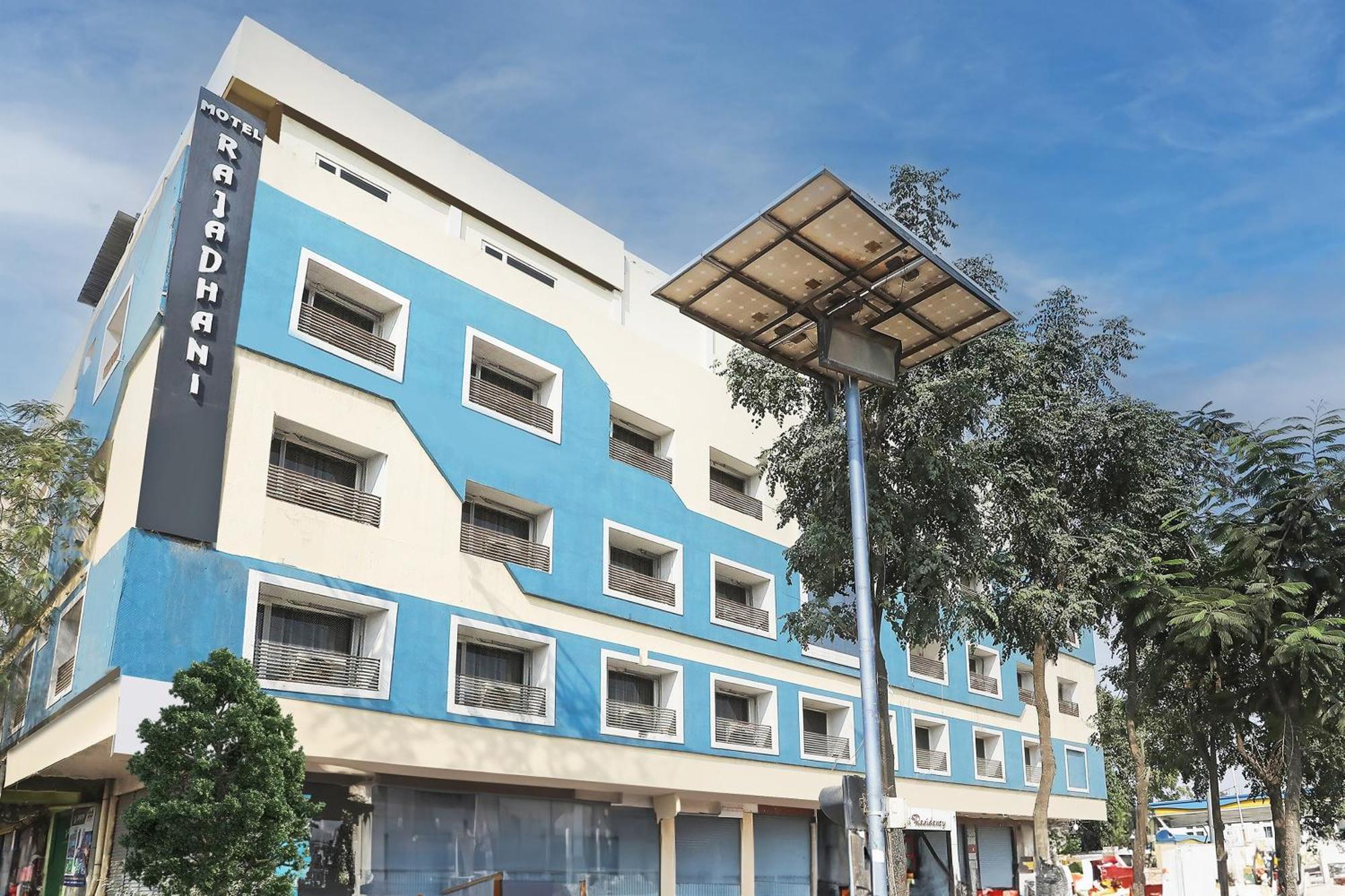 Sururnagar Townhouse Rajdhani Residency מראה חיצוני תמונה
